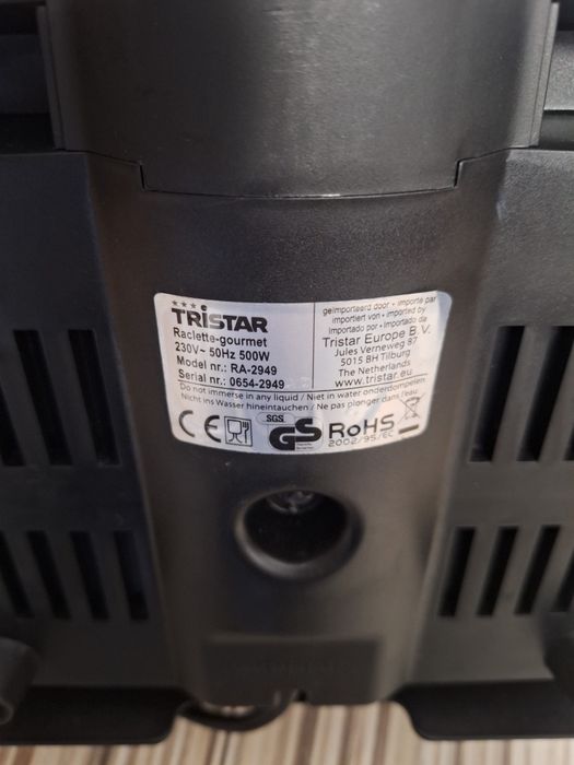 Grătar electric Tristar Raclette RA-2949.