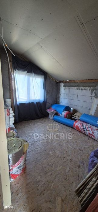 Exclusivitate | Casă P+M | Valu lui Traian | 337 mp teren | Garaj