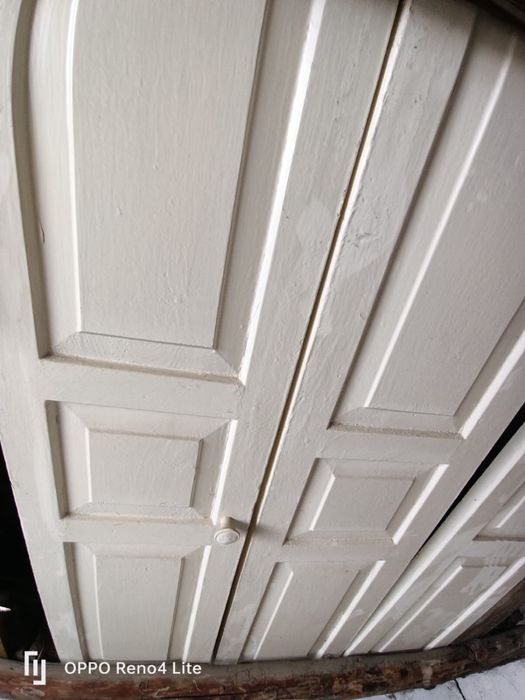 Продам двери в хорошем состоянии