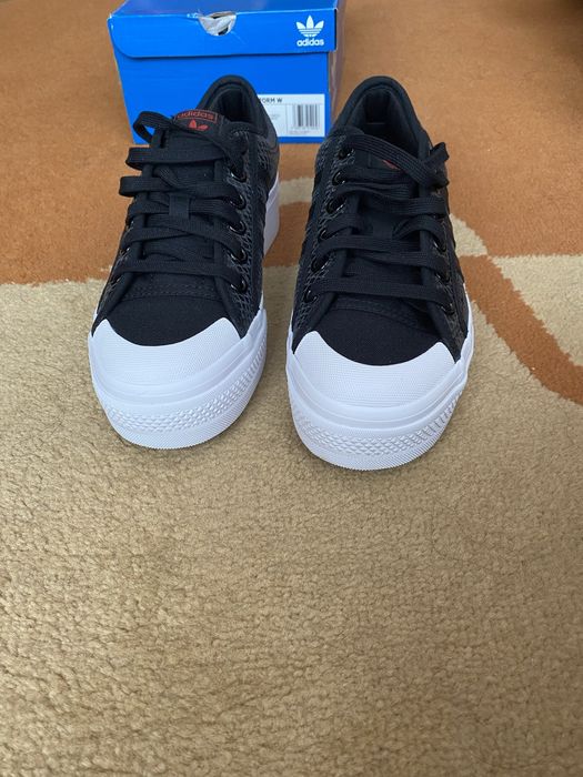 Дамски кецове Adidas Nizza Platform