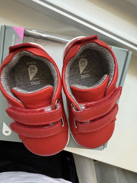 Нови детски кожени обувки за прохождане Bobux Grass Court Red номер 20