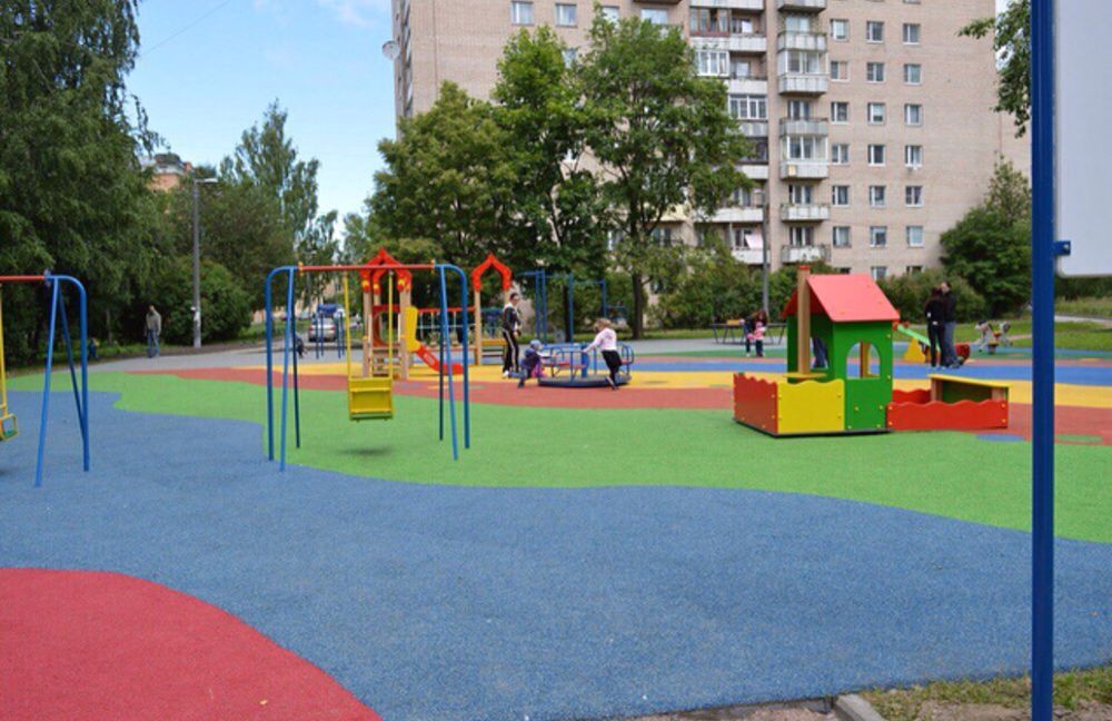 От 4700.Укладка резиновой крошки. Резиновая покрытие.Тартан