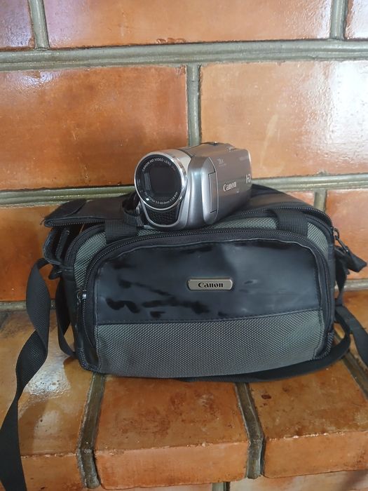 Холати янги  Canon  камера