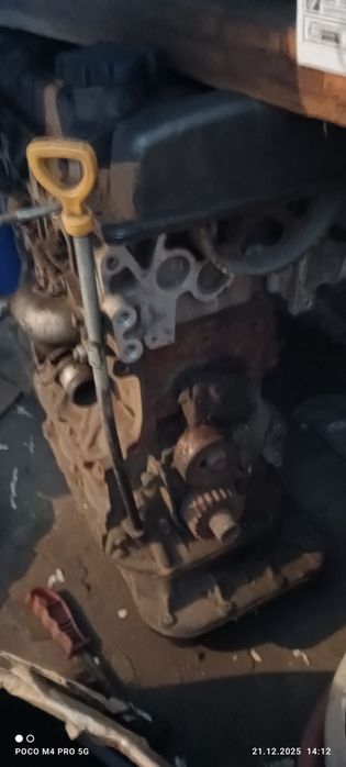 Продам двигатель Карина е 1,8