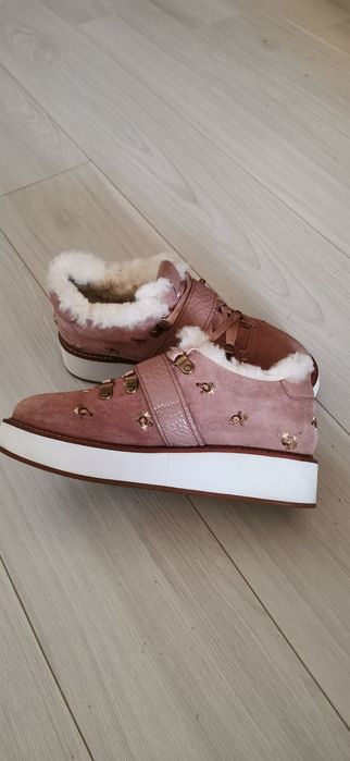 Продам Обувь зима.