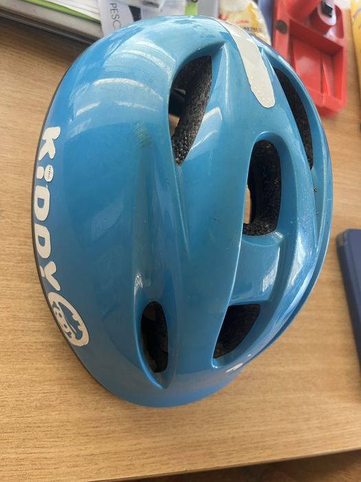 Vând cască de copii pentru bicicletă, reglabilă, kiddy one 50 lei Transport prin olx sau Vinted
