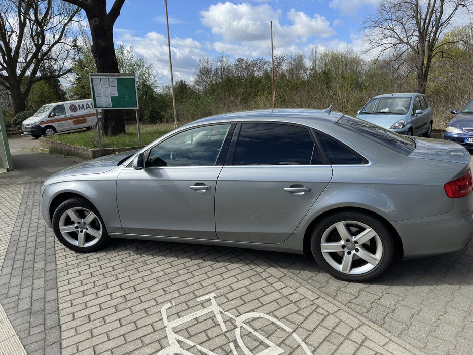 Audi A4 B8 2.0 tdi multitronic 8+1
