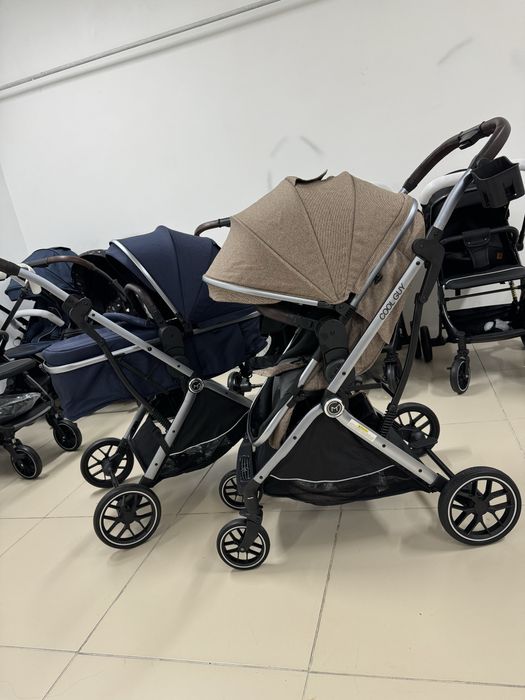 Коляска новая продам