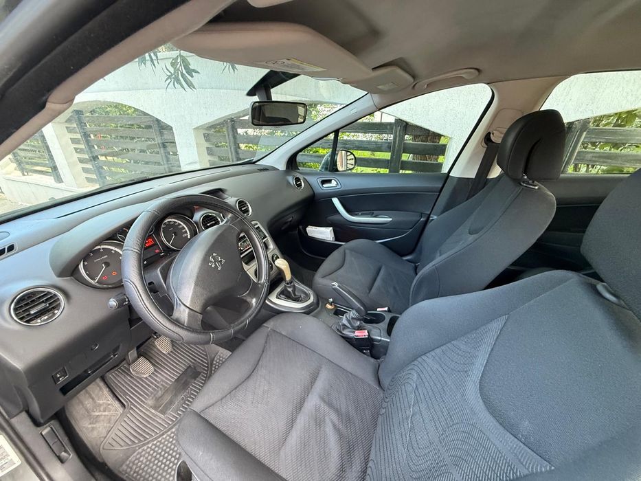 Peugeot 308 1.4 benzina