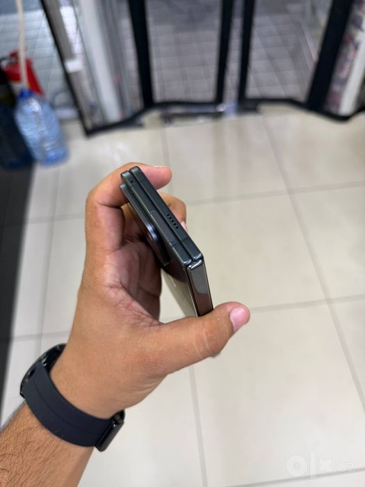 Google  Pixel 9 Pro Fold
12 256Gb
880$