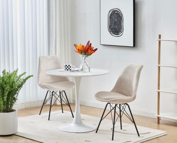 Луксозни столове като Диван