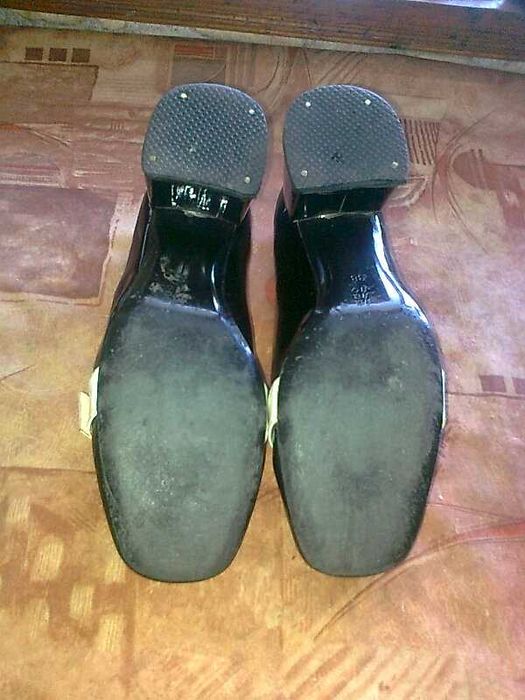 Дамски лачени обувки №38