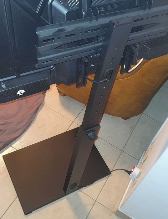 Tv LED Samsung 101 cm Full HD + suport de podea + suport propriu