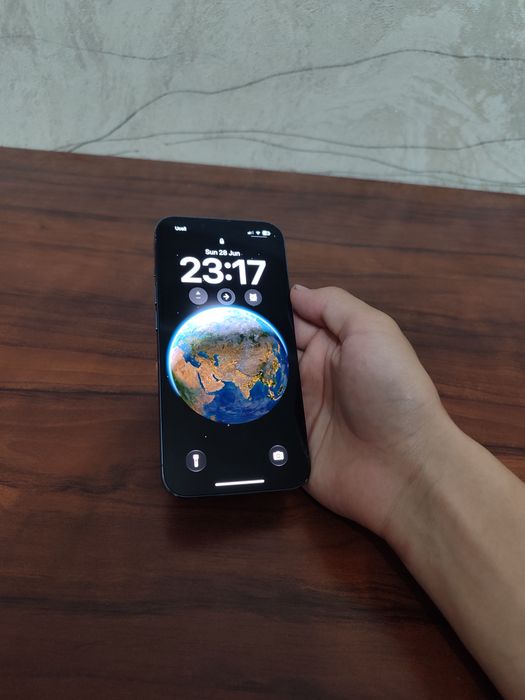 Iphone 13 pro. Blue