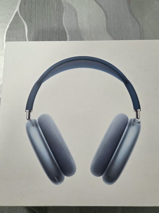 AirPods Max Sky Blue with Blue Headband