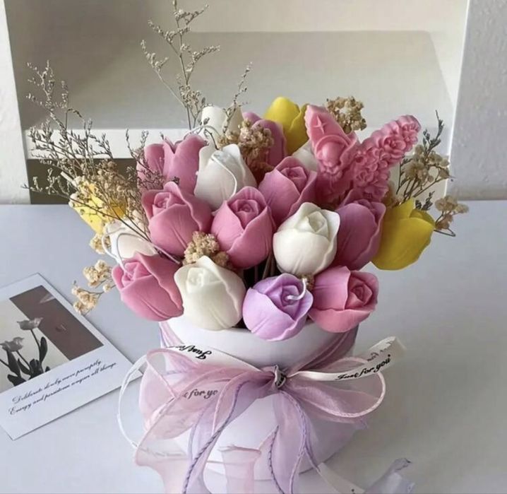 Aranjamente sau buchete din flori de ceara naturala 100% de soia