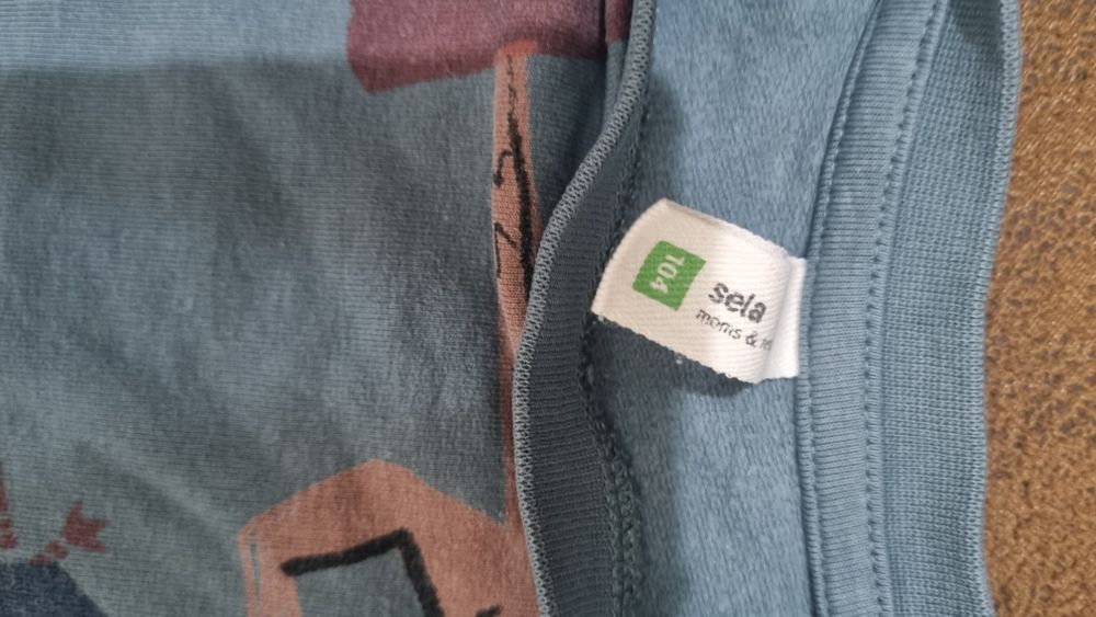 Футболки на мальчика 4-5лет