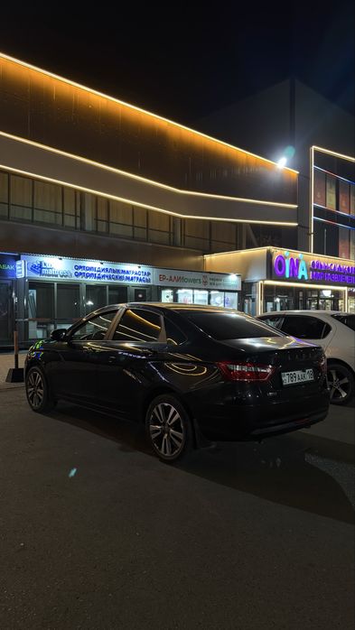 BAЗ (Lada) Vesta, 2019 года