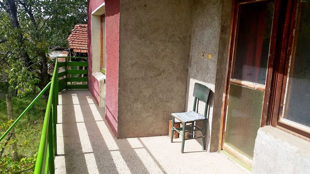 Продавам вила, къща в село Граница, област Кюстендил