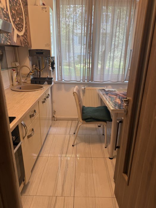 Apartament 3 camere de inchiriat in centru Suceava