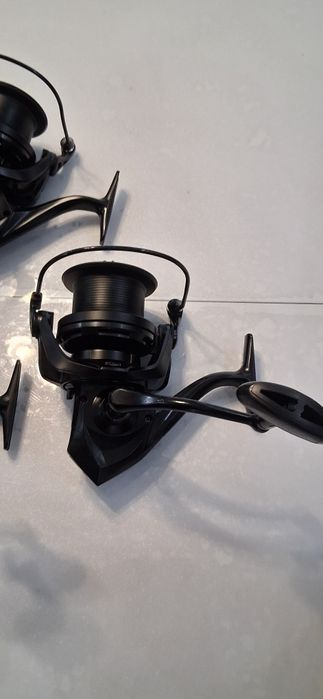 Новa Макарa  14000 Black edition NGK

Метална шпула

Метална дръжка