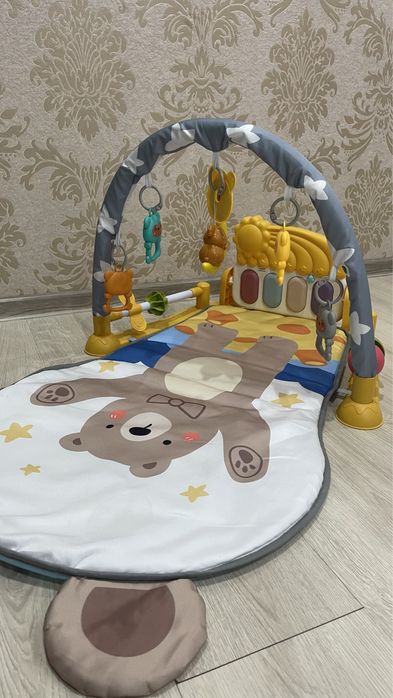 Развивающий коврик