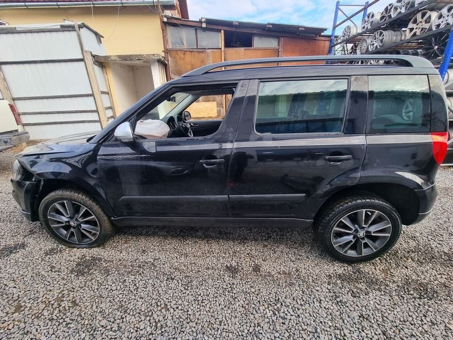 Geam stanga spate Skoda Yeti Facelift 2013 - 2017 SUV 4 Usi (1375)