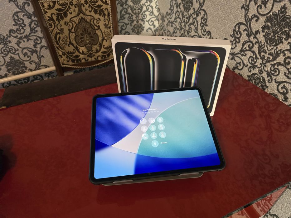 iPAD PRO M4 13 dyumli