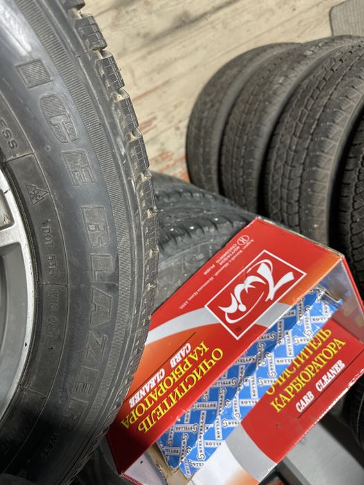 Диски с зимней шипованной резиной Х5 Е70 Е53