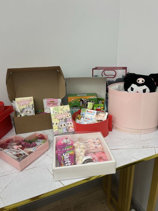 Подарки для детей и женщин,девушек