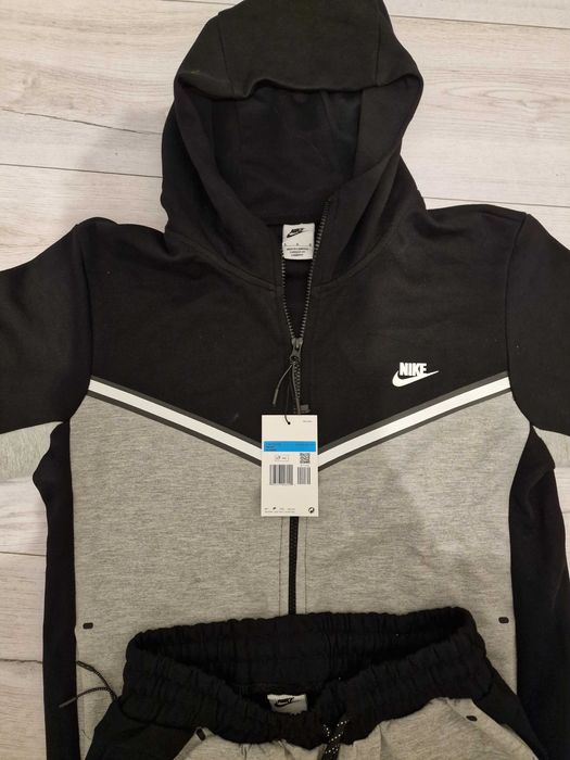 Nike Tech Fleece Negru/Gri PREMIUM