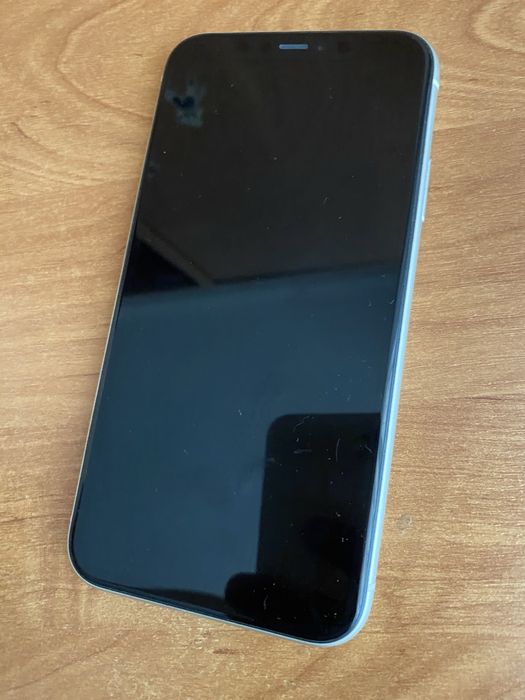Iphone 11 в отличном состоянии
