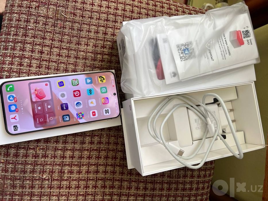 Huawei pura 80  holati ideal 20 kun boldi pul zaril