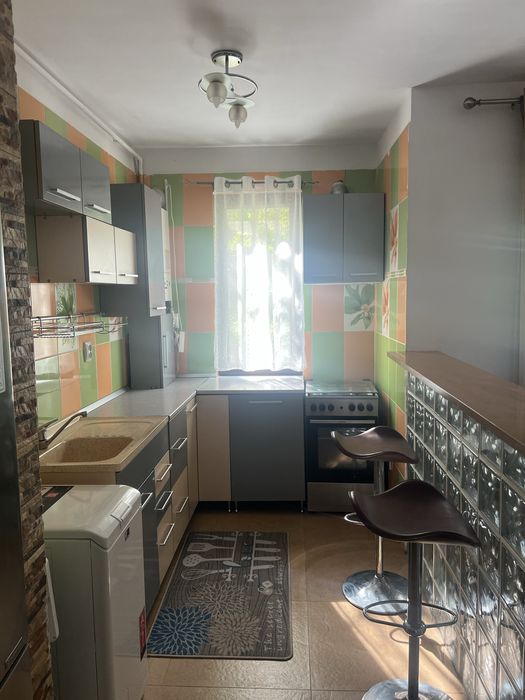 De inchiriat apartament 2 camere