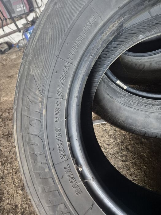 Продам шины на мерседес спринтер