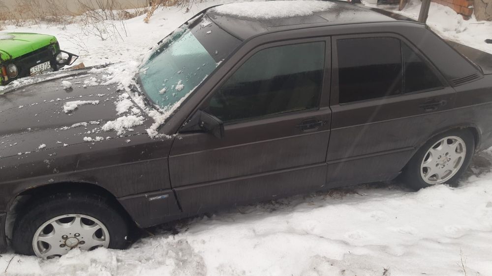 Продам Мерседес е190