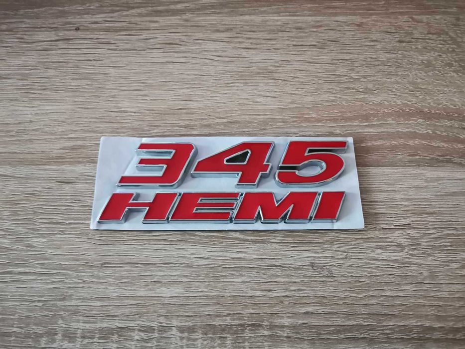 345 HEMI червена емблема