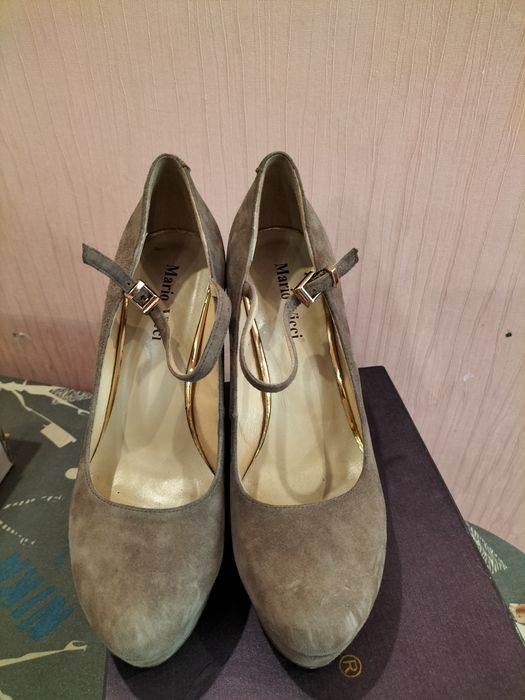 Продам туфли замшевые