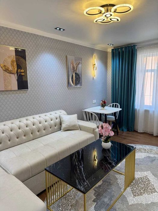 Квартал-6 Кирпич 1в2/3/4 балкон 1,2/3 Ориентир Парус