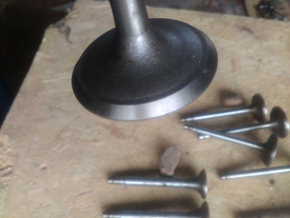 Клапана Газ 53 .     .