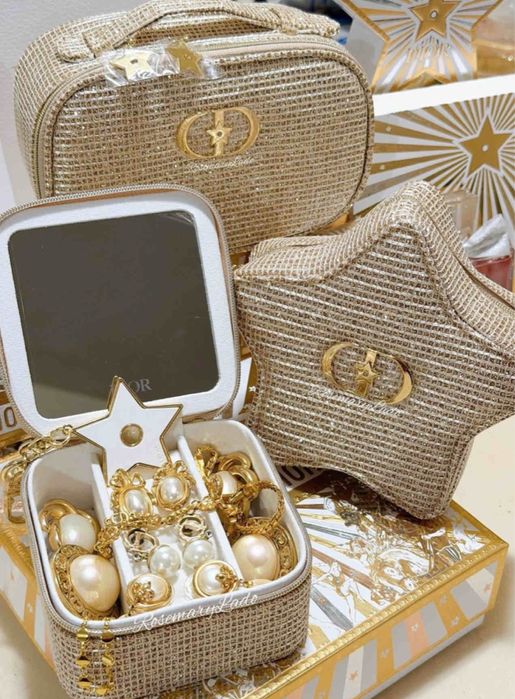 В наличии! Косметичка Dior