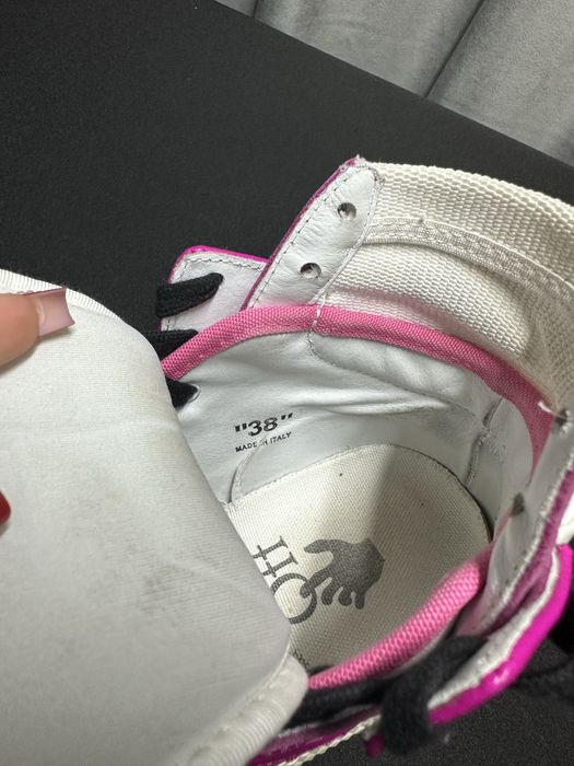 Off-White Court marime 38