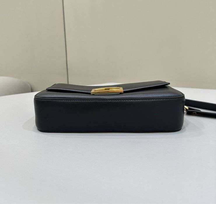 Geanta Fendi Baguette