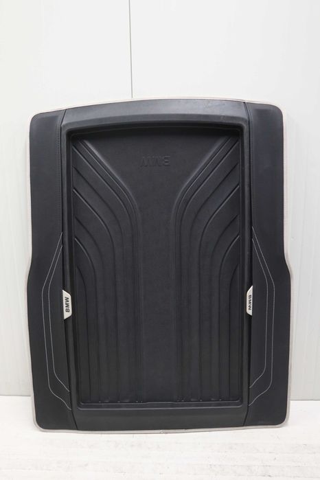 Нова гумена стелка багажник БМВ Ф33 М4 Ф83