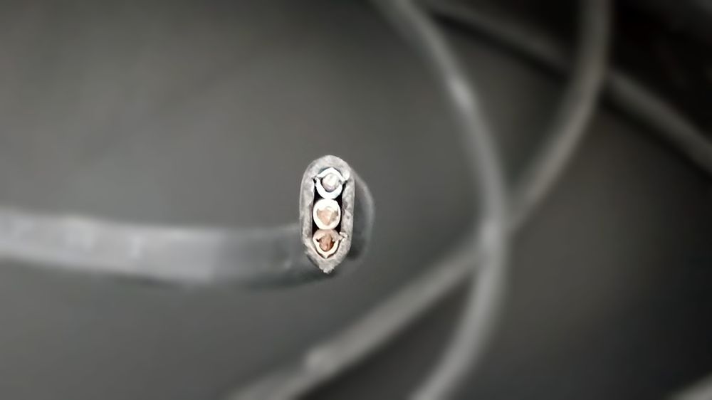 Меднвй кабель ВВГ 3*2,5