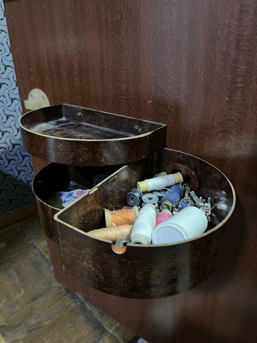 Швейная машинка «Подольск 142»