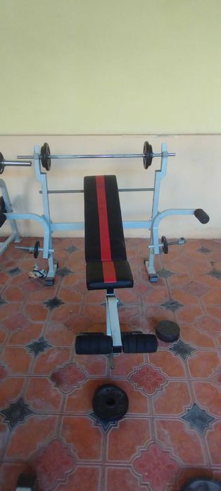 Sport anjomlari sotiladi