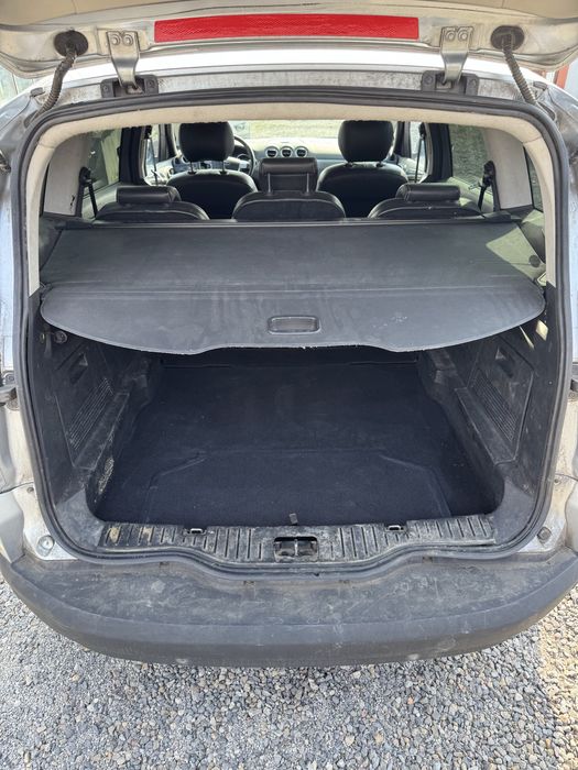 Продавам Ford s-max НА ЧАСТИ