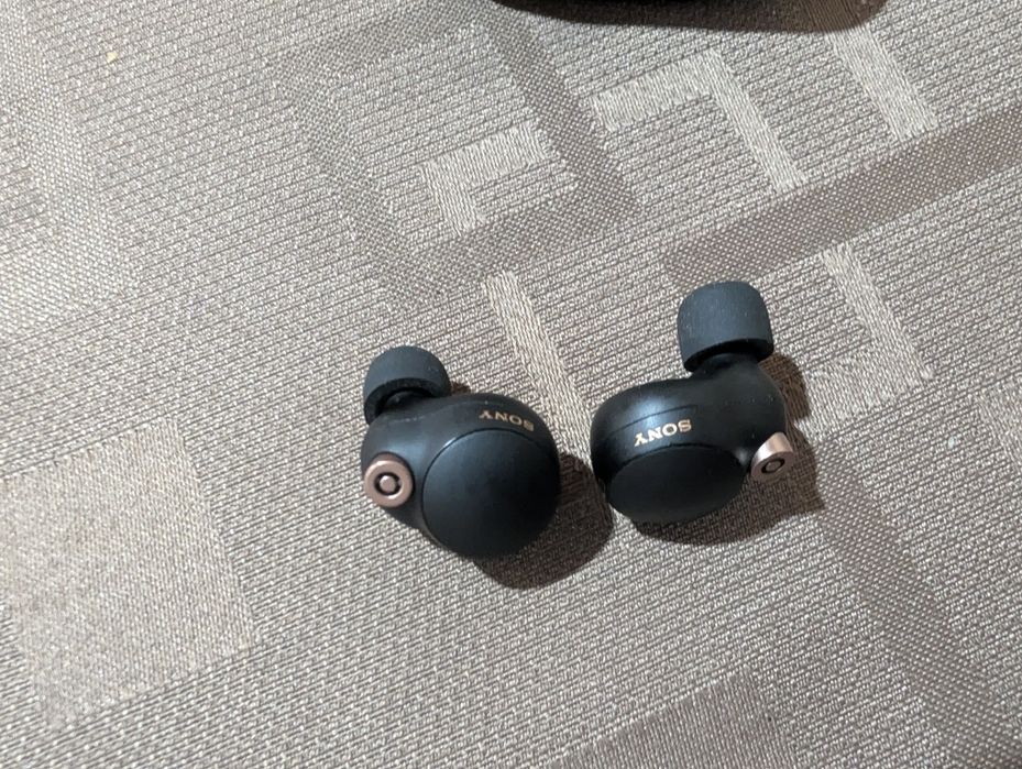 Sony XM4 (in ear) - Acumulator Defect