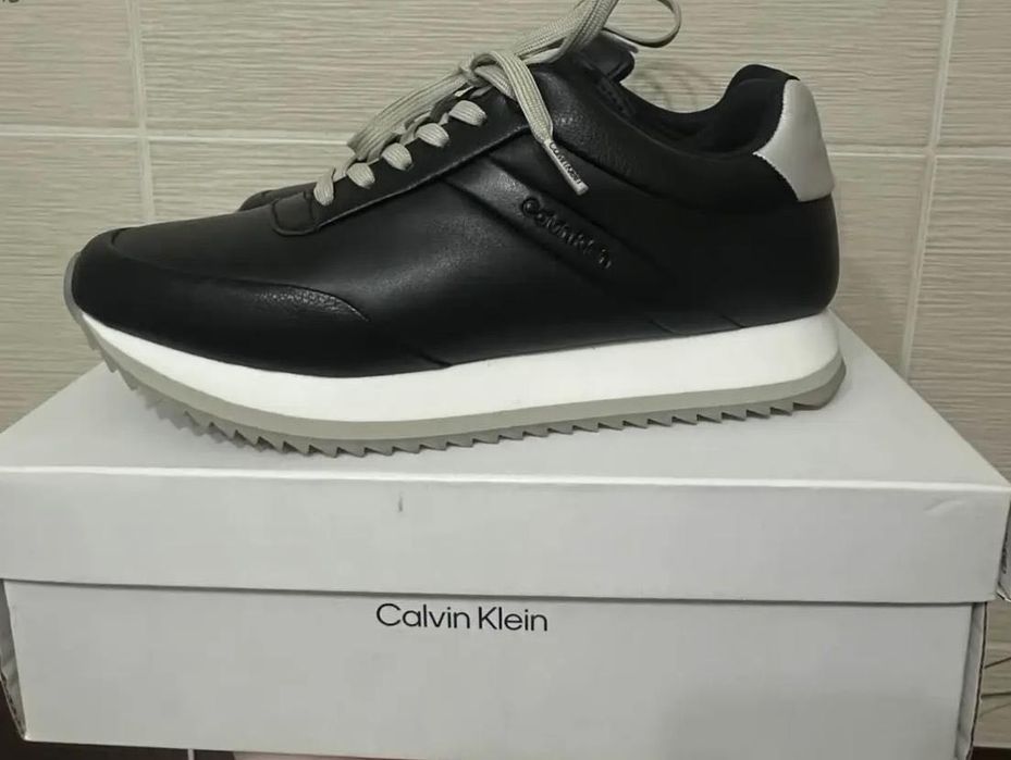 Кеды Calvin Klein.